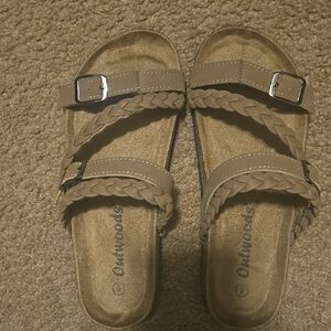 Outwoods Women's Tan Sandals